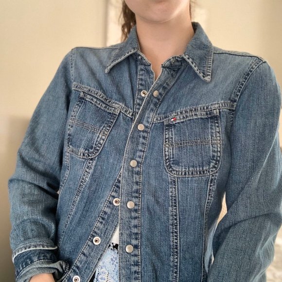 Tommy Hilfiger Jean Jacket 🍃 - Picture 2 of 7